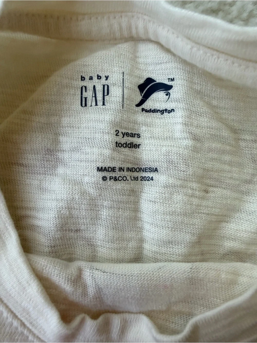 Gap Kids White Cream Long-Sleeve Tee Paddington Bear Graphic